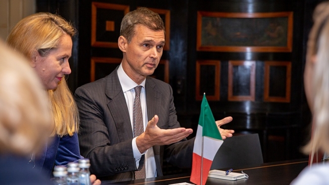 Tikšanās ar Itālijas vēstnieku Sebastiāno Fulči