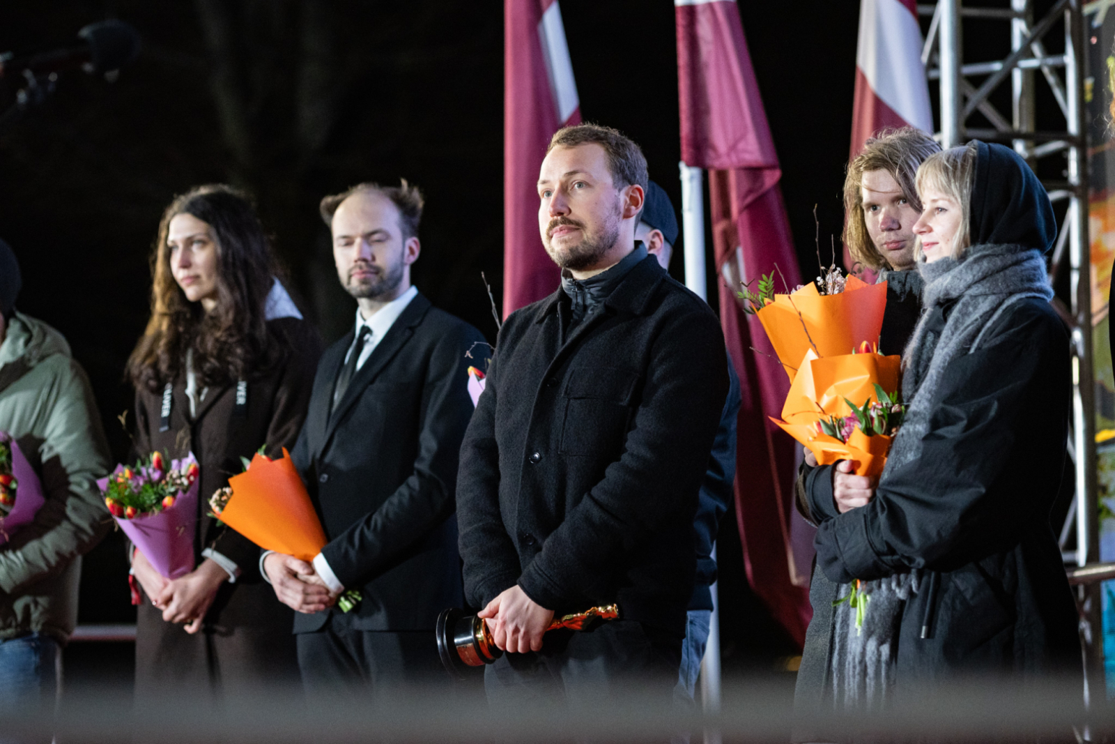 Filmas "Straume" komandas svinīgā sagaidīšana un sveikšana pie Brīvības pieminekļa