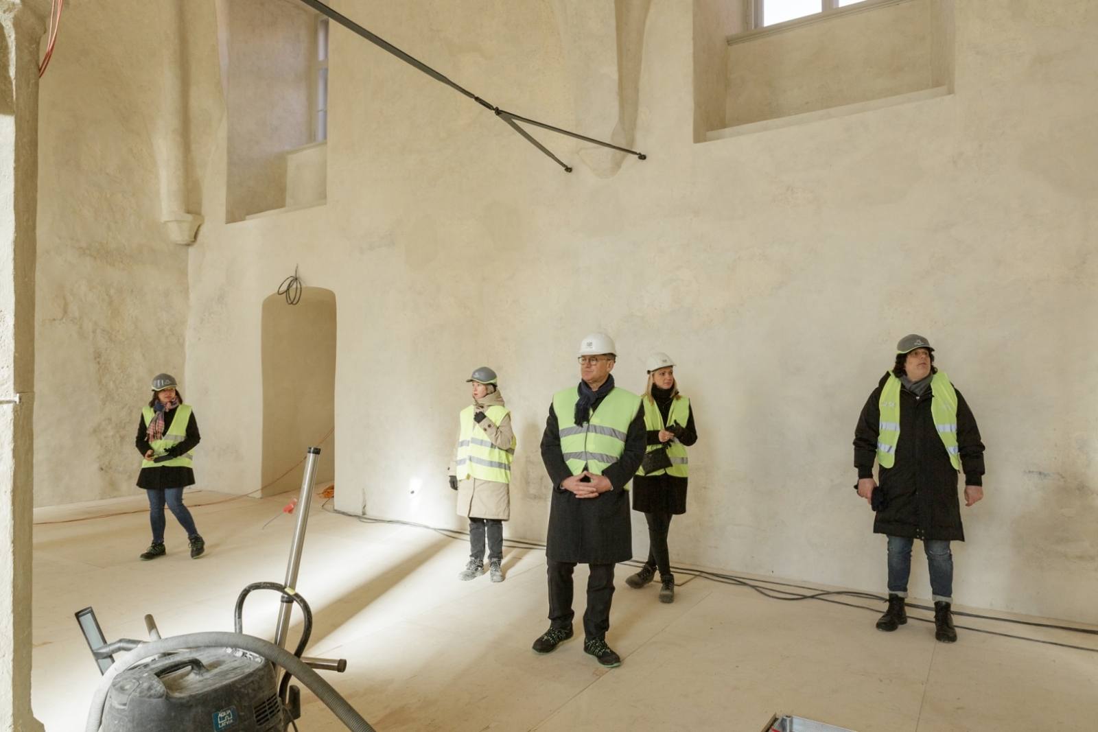 Kultūras ministrs iepazīstas ar Rīgas pils restaurācijas un pārbūves gaitu