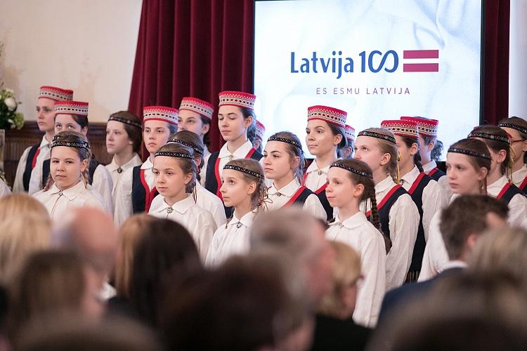Valsts prezidenta Raimonda Vējoņa un kultūras ministres Daces Melbārdes tikšanās ar Latvijas valsts simtgades norišu organizatoriem