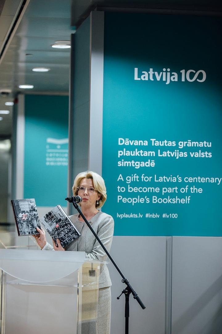 Latvijas valsts simtgades gada svinīgā atklāšana